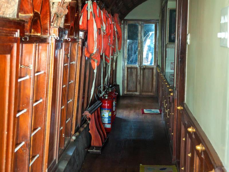 Aqua Jumbo Houseboats Hotel Кумараком Екстериор снимка